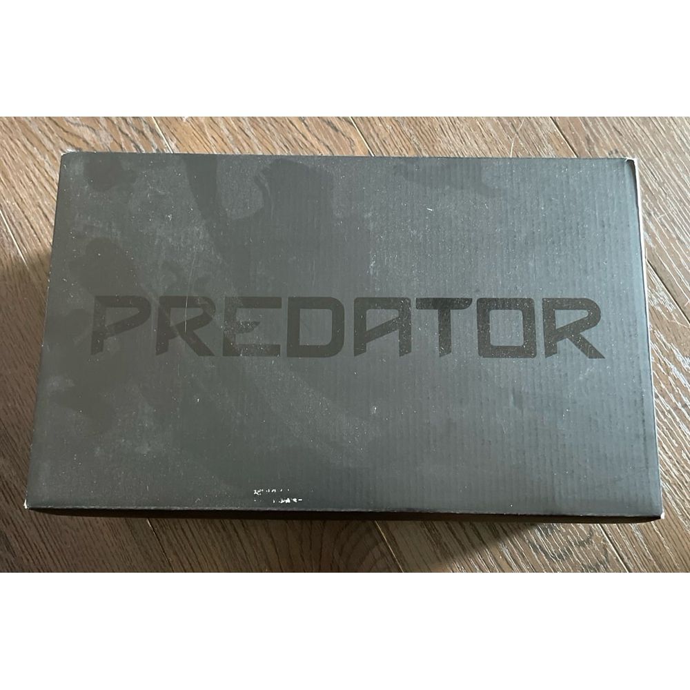Adidas Predator empty shoe box